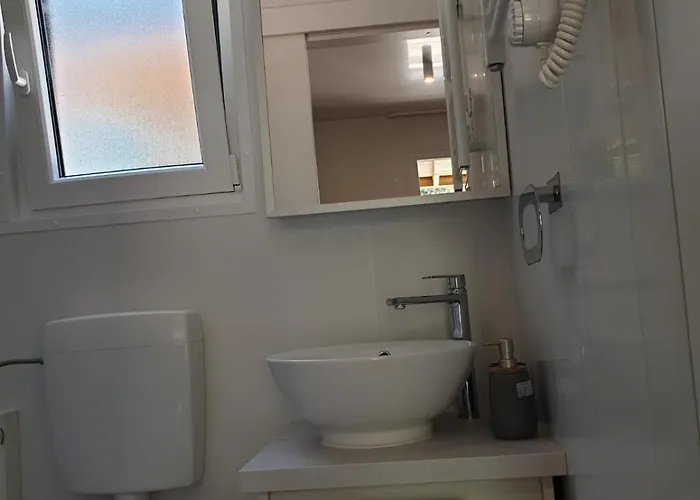 Mobile Nika Kamp Biograd Na Moru